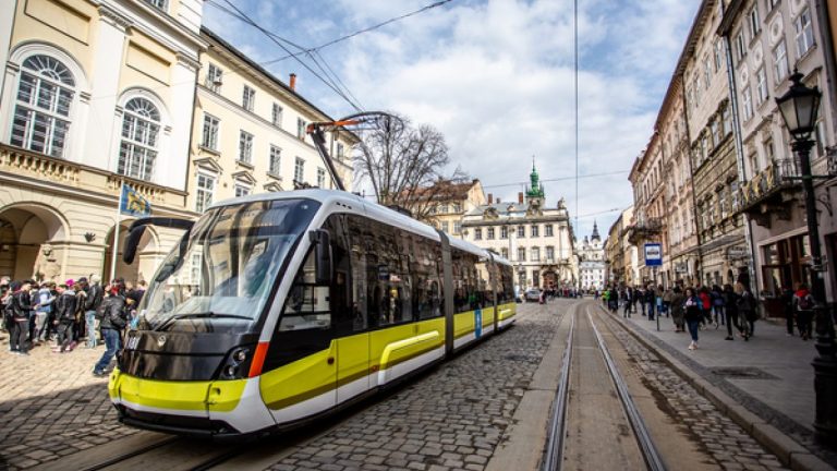 tram6789037